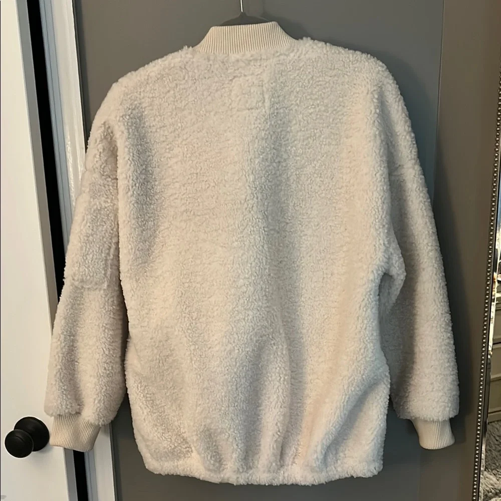 Abercrombie & Fitch Cream Sherpa Bomber Jacket - Picture 7 of 7